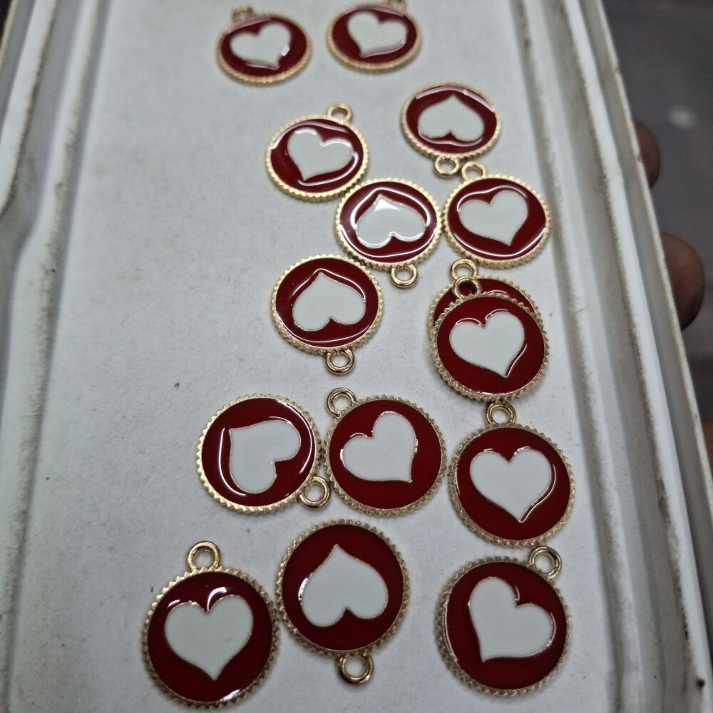 marron heart charm