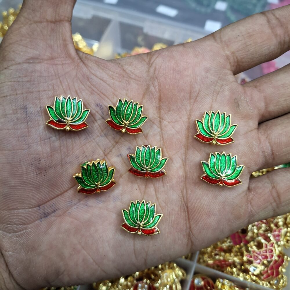 lotus green pendant