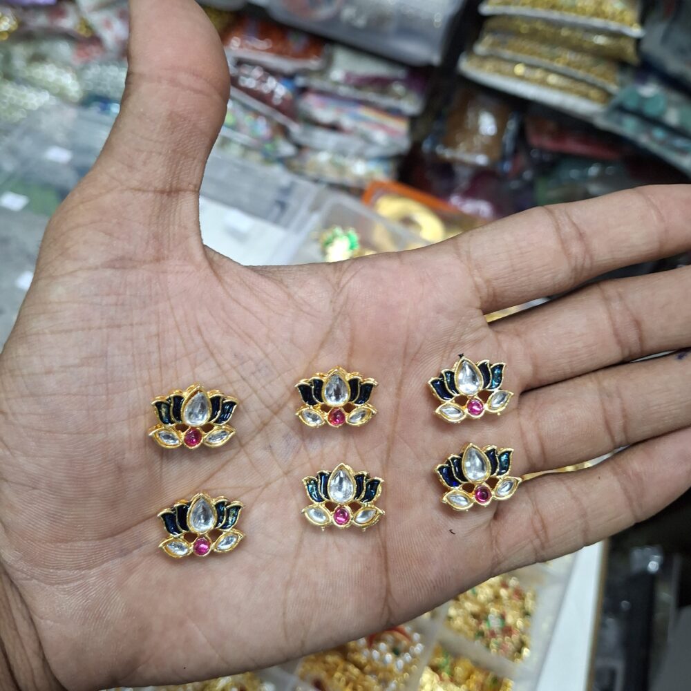 pendant stones