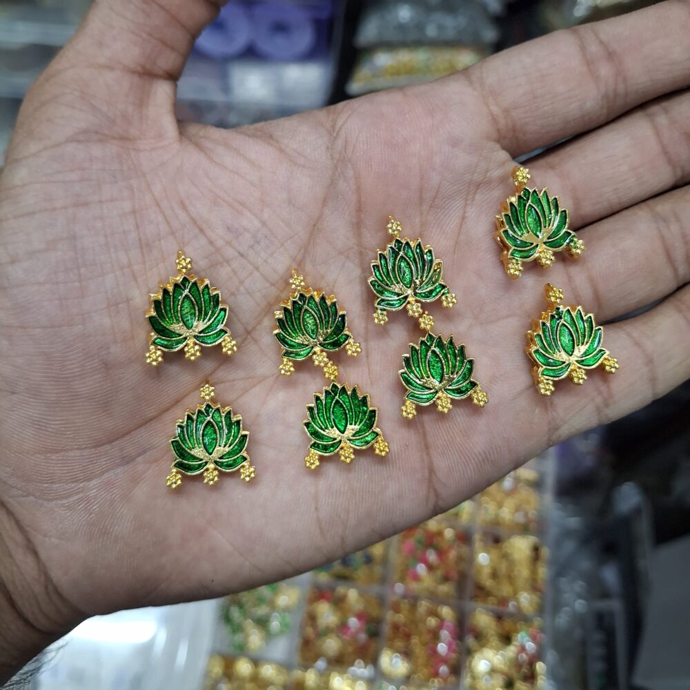 pendant stones
