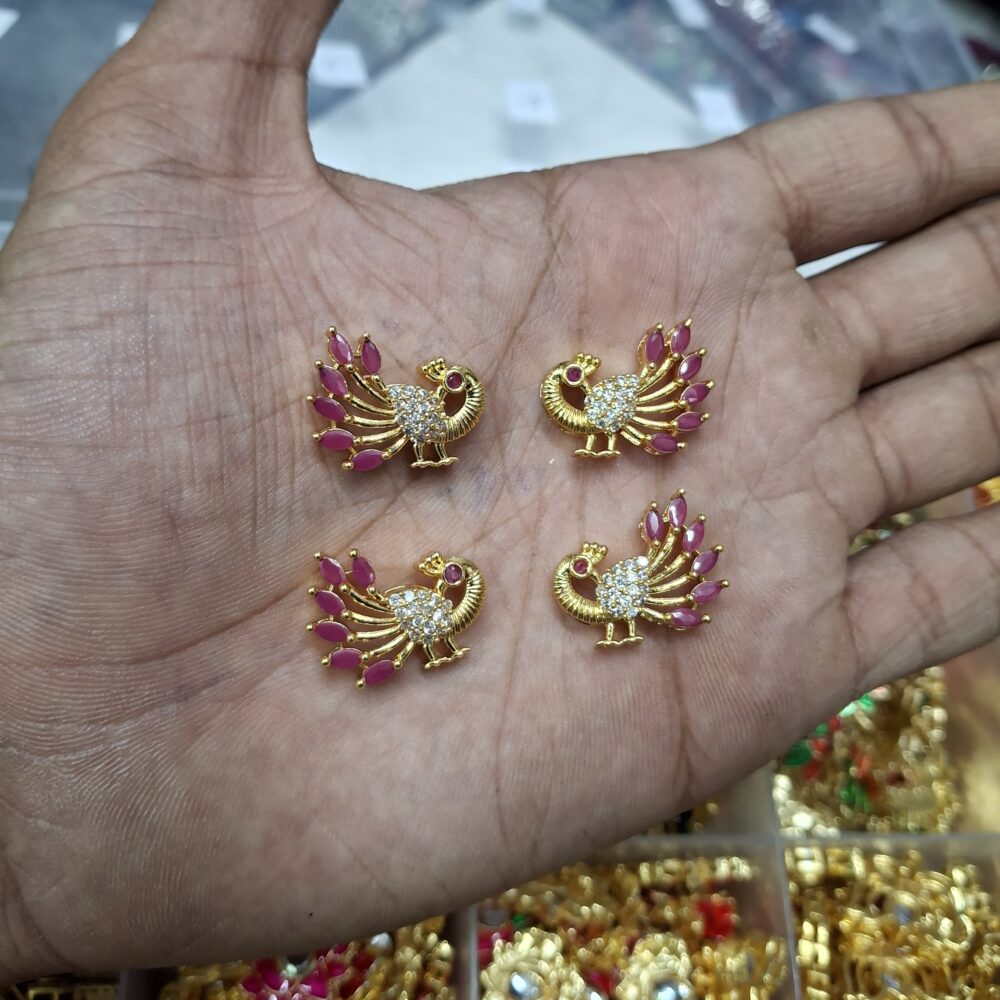 peacock ad pendant