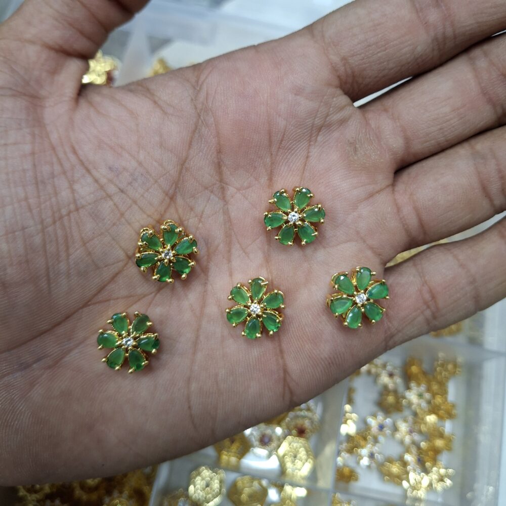 ad pendant green
