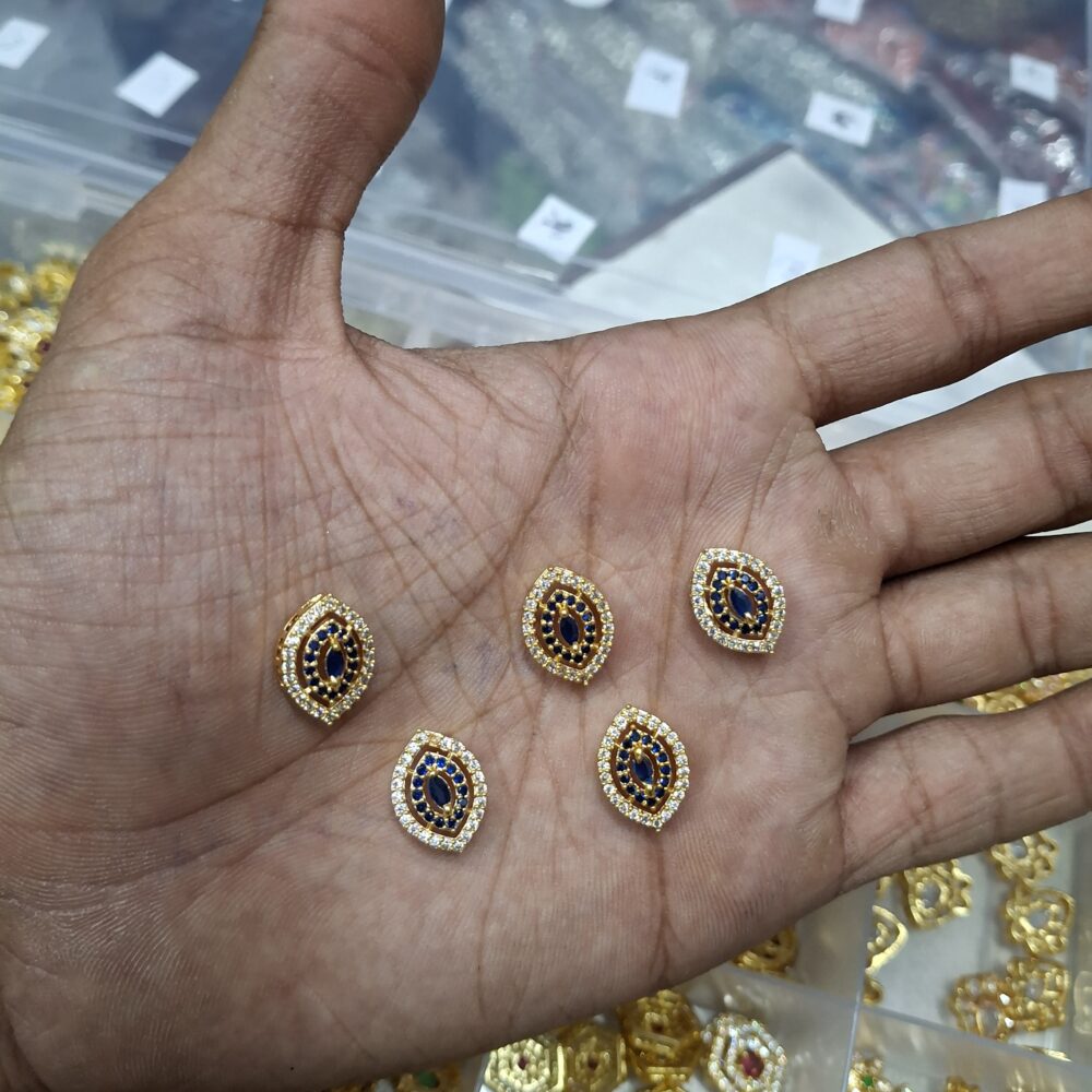 ad pendant stones