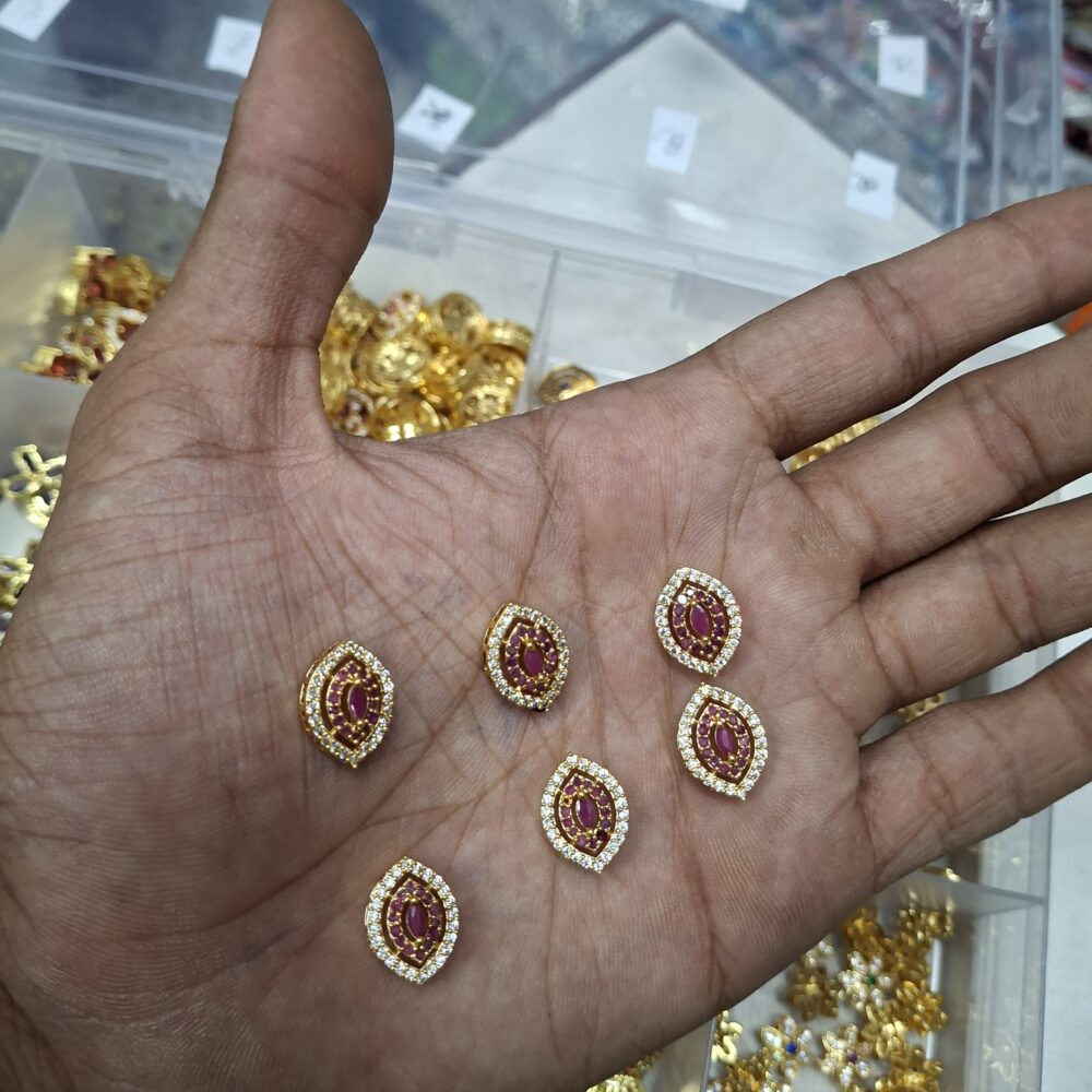 ad pendant