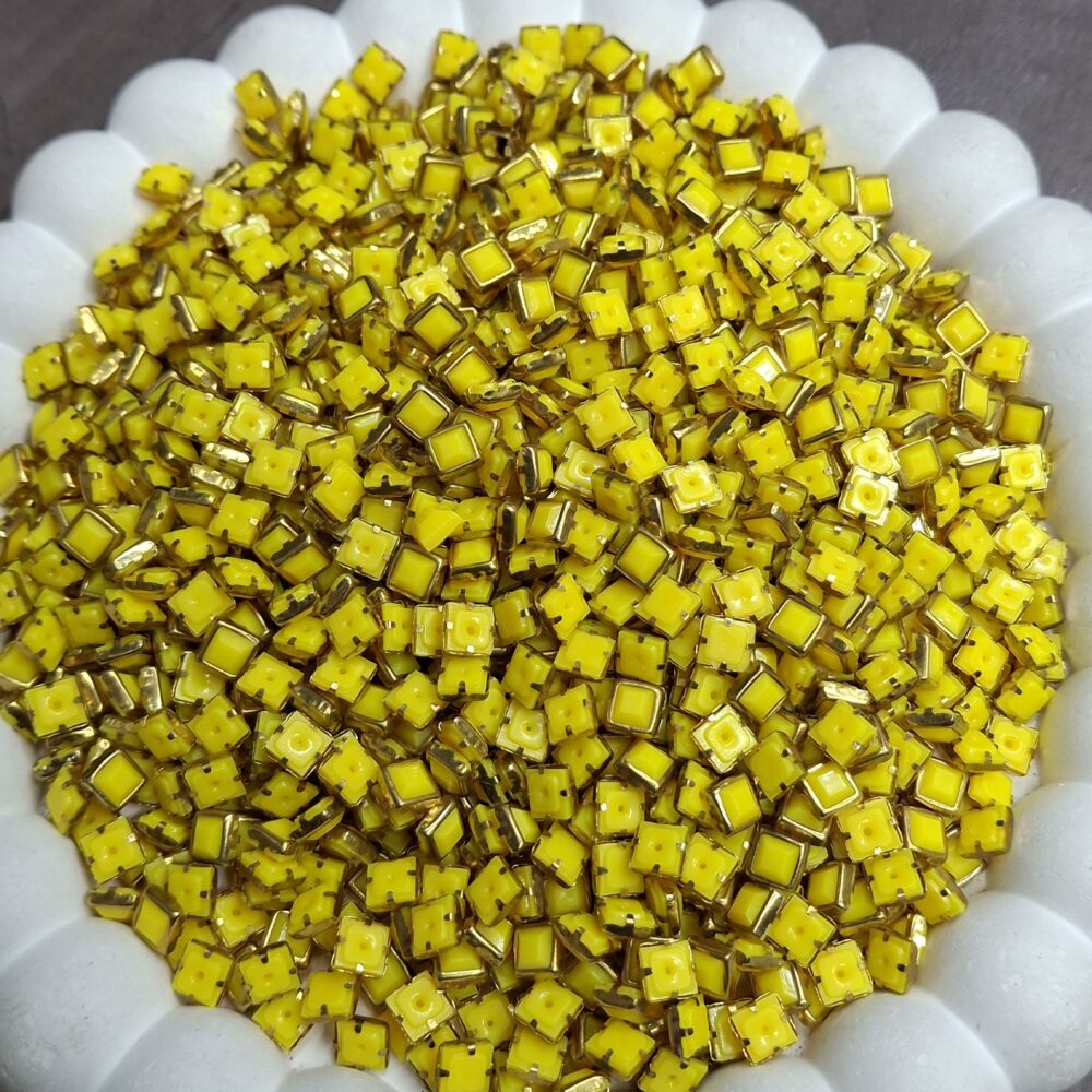 yellow 4*4 Copy