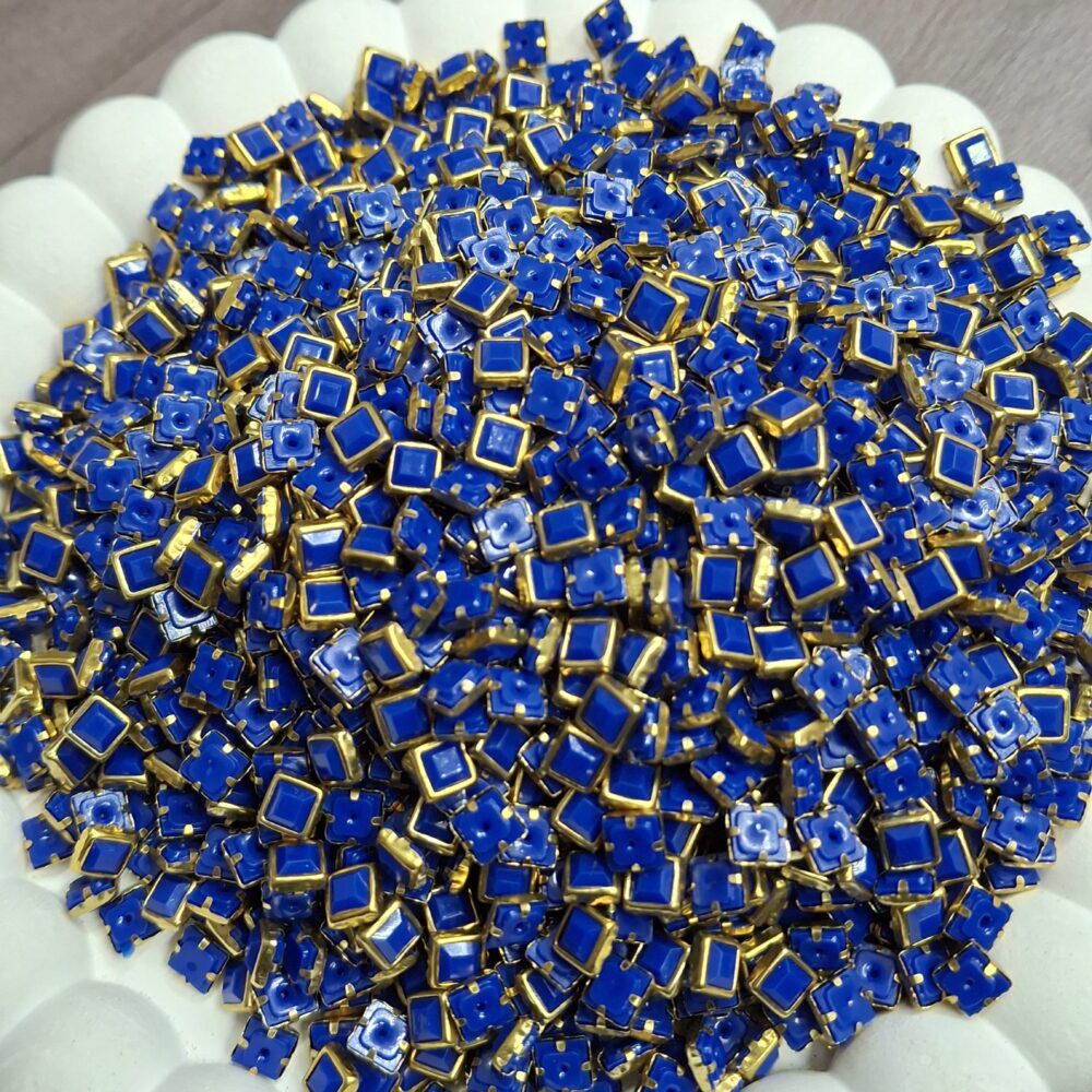 dark blue 4*4